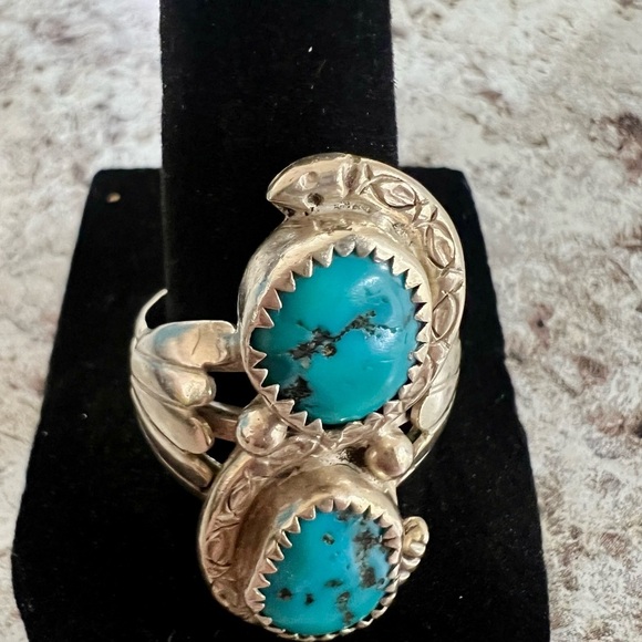 Native Navajo Sterling Silver and Turquoise Snake Ring - Picture 2 of 9